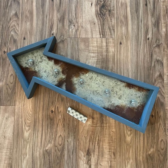 Wood and Metal Arrow Wall Decor - Picture 3 of 3